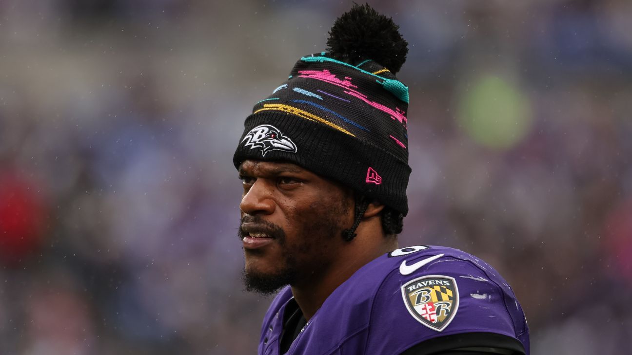 Ravens 'don't know the chances yet' whether Lamar will play on SNF