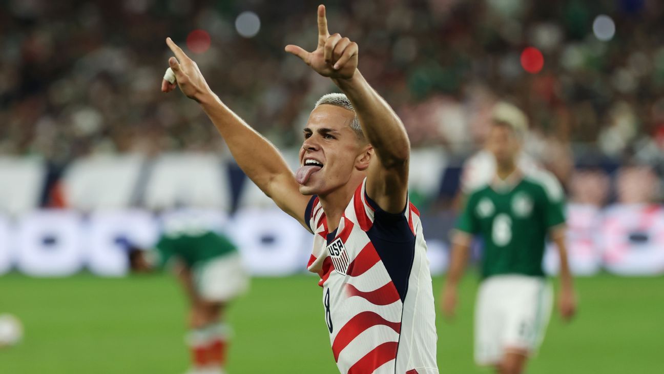 Sullivan, 17, becomes youngest USMNT scorer with stunner in win vs. Mexico