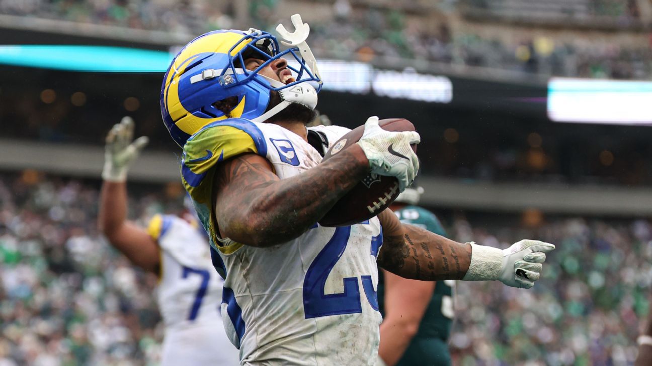 Kyren Williams a top-5 RB? Two Raiders TEs top 10 scorers? Don't be surprised!