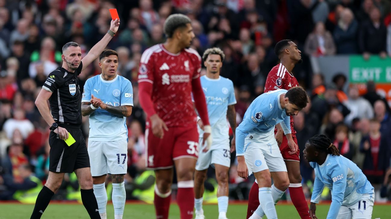 Premier League VAR review: Liverpool's Gravenberch wrongly sent off vs. Man City?