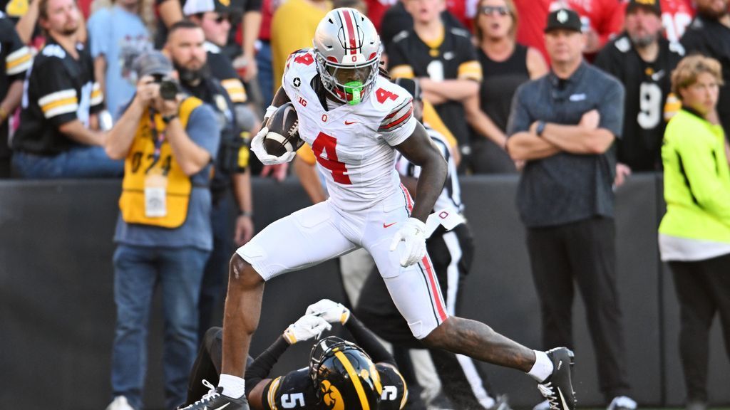 Sayin-Smith connection leads No. 5 Ohio State past No. 14 Iowa