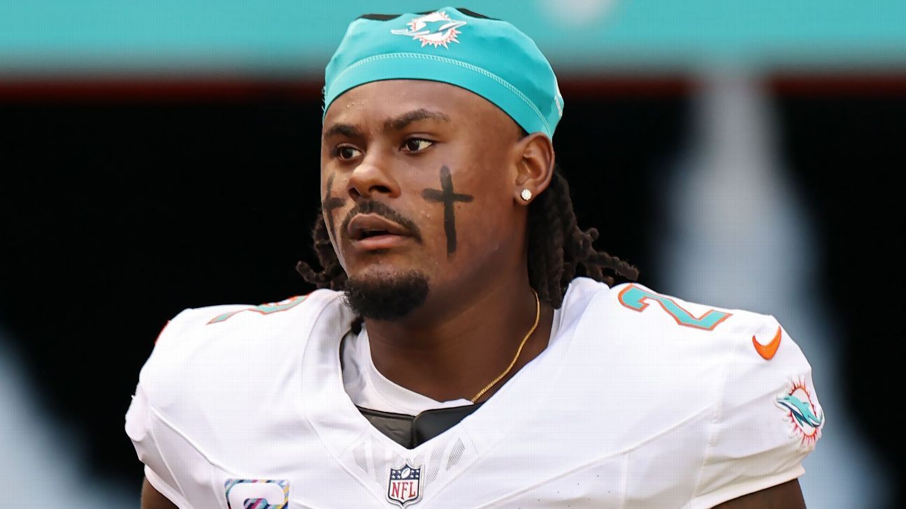 Dolphins coach not mulling benching Willis but 'pass game has to be better'